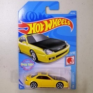 Hotwheels 98 HONDA PRELUDE Yellow