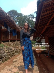 1 set pakaian perempuan suku Baduy kebaya Baduy