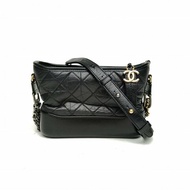 CHANEL GABRIELLE流浪小號黑色牛皮29開金銀扣寬LOGO手提肩背包