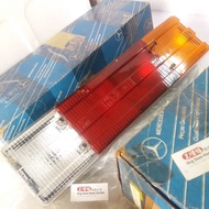 Mercedes TailLamp Light Assembly Truck 1620 1938 1922 709 711 712 1214 1418 1618 1935 +lamp base (68