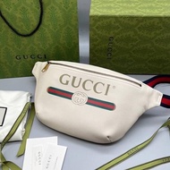 พร้อมจัดส่ง Gucci กระเป๋าคาดอกชาย หญิง ขนาด 10 นิ้ว แถมฟรีกระเป๋าสตางค์  สินค้าพรีเมี่ยม