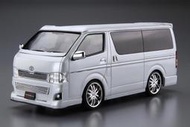 𓅓MOCHO𓅓 8月預購 青島 1/24 改裝車28 SilkBlaze TRH200V HIACE VerⅢ'10