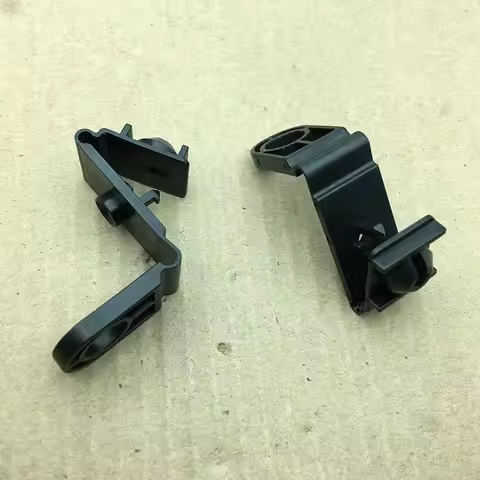 2pcs for Audi Q8 Q7 Q5 Q3 Q2 B8 C7 C8 B9 Front mudguard fender inner lining buckle clip