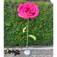 standing bunga giantflower motif bunga Mawar dekorasi pelaminan / giant flower photogrgraphi / bunga