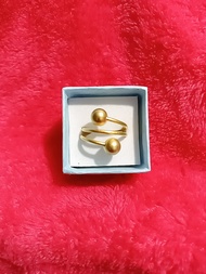 (080) 10k Gold Ring twisted