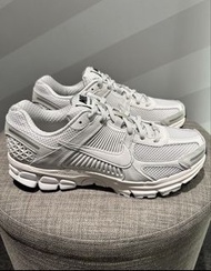 Nike Vomero 5 
