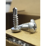 PAN HEAD SELF DRILLING SCREWS / 410 STAINLESS STEEL / M4.2 x 16MM / MADE IN TAIWAN