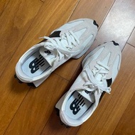 New Balance MS 327 CWB In White Black/黑白 327