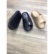 Super durable yezzy molded rubber sandals (with video)