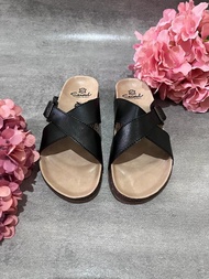 Sandal Selop Wanita Silang Kulit Sandal Selop Wanita Carviel Sandal Selop Wanita Murah Sandal Slip On Wanita Sandal Gesper Ban 2 Sandal Anak Remaja Sandal Anak Perempuan Sandal Selop Terkini