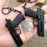 Novelty Creative Decoration Pendant Game Pistol Keychain Detachable Realistic Restore Toy Pendant
