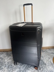 New：美國品牌Rock 29 吋可擴展行李箱； Rock 29 inch expandable luggage 75 x 50x 32cm （ + 5cm）