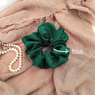 Dreamtown สร้อยคอรูปกระดูกสัตว์ทำมือสีเขียวเทอร์ควอยซ์สไตล์น้องสาว สร้อยคอแฟชั่นสำหรับผู้หญิง อุปกรณ