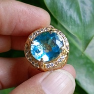 Gemstone Ring BLUE TOPAZ SWISS IRR + Memo (6.72ct)