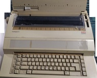 Olympia Compact 5 electronic Typewriter 380mm F4 電動打字機