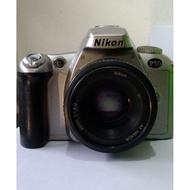 NIKON F55 Film 35mm Auto/manual