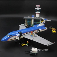 MOC 60104 City Series Plane Airport Passenger Terminal  Building Blocks Passenger Service Car Creative Toys Model Gifts