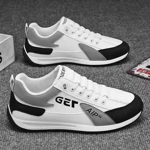 Spring and Autumn New Style Men's Shoes Spring and Summer Sports Board Shoes Running Lightweight Cas