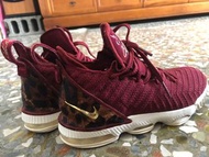 Nike LeBron 16 king 豹紋編織籃球鞋（女）