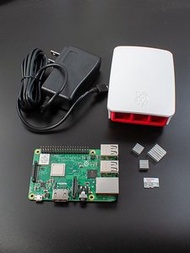Raspberry Pi 3 Model B+ 樹莓派套件組--全配C (含Pi 3 B+ + 64G SD卡 + 紅白外殼 + 電源 + 散熱片)