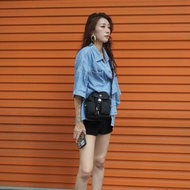 Moncler 尼龍壓釦雙口袋迷你斜背包(黑)