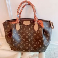 法國專櫃名牌精品LV Louis Vuitton M48813 經典Monogram 原花 TURENNE PM 大容量  肩背 元寶 水餃包 名媛手提包