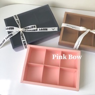 Ivory paper box with 6 boxes in PINK / GREEN / BLACK CARO, size 23x17x4cm