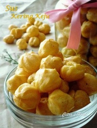 ROTI SOES KEJU KERING VARIA SPESIAL 200gram Oleh-Oleh Khas Solo