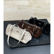 High-Quality Coach Coach Cheap High-End Asher Baguette Underarm Bag New Style CBJ05 Olycoach Underar