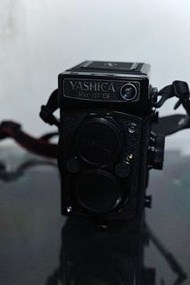 YASHICA Mat-124 G 雙鏡頭反光相機