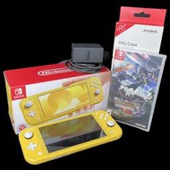 缺貨【二手 NS主機】9成新 Switch Lite 黃色主機＋魔物獵人 世代 終極國際版&amp;配件【台中星光電玩】