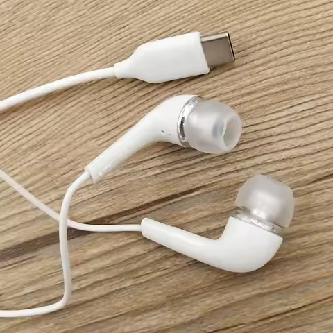 For Samsung S25 Ultra S25+ 5G Type C Earphones In-ear Wired Mic Control USB-C Headset For Galaxy S24