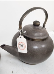 清末/民初拋光紫砂提梁壺