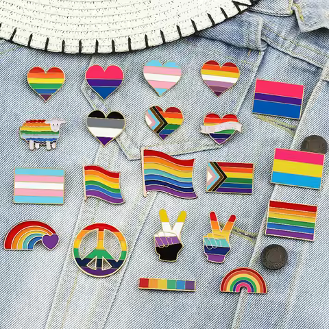 LGBTQ Custom Enamel Pins Pride Lesbian Gay Rainbow Flag Brooch Pansexual Asexual Bisexual Transgende