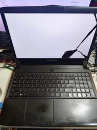 知飾家 二手筆電 技嘉 P55 I7-5700HQ 16G/128G 面板、轉軸損壞 可外接使用 不附變壓器