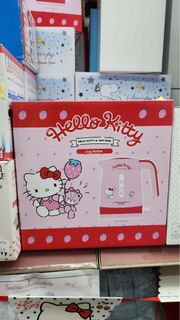 Hello Kitty 電熱水壺 大特價