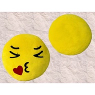 Emoji pillow Emoji smiley soft toys Stuffed Toy cute bantal emoji Patung emoji laptop pillow