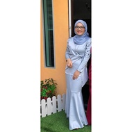kurung moden warna grey