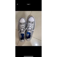Converse size 38
