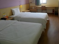 7 Days Inn Beijing South Railway Station Caoqiao Hub