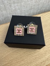 Chanel CC Square Pink Crystal Earrings Chanel 粉紅方形耳環