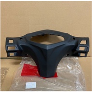 (100% ORIGINAL) SYM SPORT RIDER HANDLE METER COVER // 53206-VE1-0001 LOWER INNER SPORT-RIDER SPORTRI