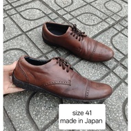 SI WEST SHOES SIZE 41