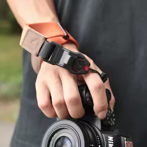Camera wrist strap suitable for Sony Canon Fuji Panasonic Leica magnetic wristband compatible with P
