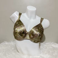 38C — VICTORIA’S SECRET Bra