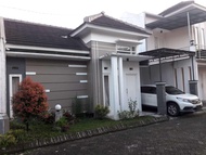 Villa Mutiara Batu