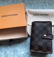 LV銀包
