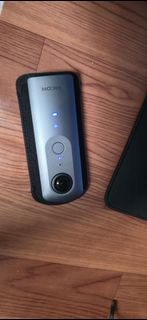 Ricoh Theta V 360 camera