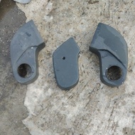 USED ORIGINAL PROTON EXORA SEAT ADJUST HANDLE CAVER CENTER ROW SEAT