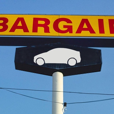 วิกฤตค่าเสื่อมรถ EV: ทำไมรถยนต์ไฟฟ้าจึงสูญเสียมูลค่าเร็วกว่ารถใช้น้ำมัน